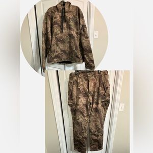 Element Outdoors Camouflage Hoodie & Pant Set